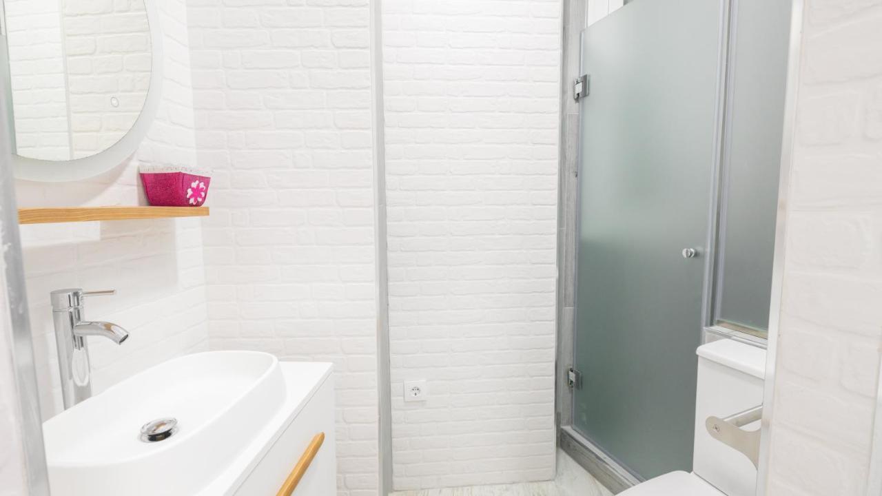 Guesthouse Room & Studio Seville La Flamenka Экстерьер фото