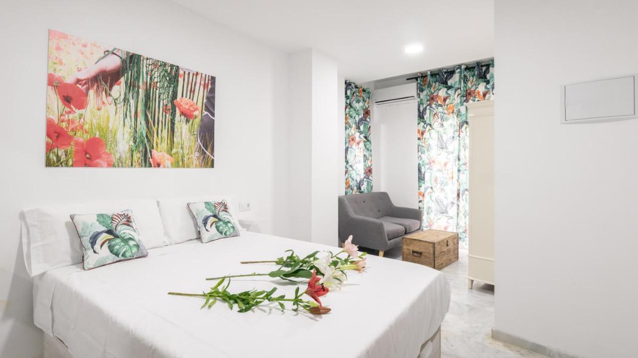 Guesthouse Room & Studio Seville La Flamenka Экстерьер фото