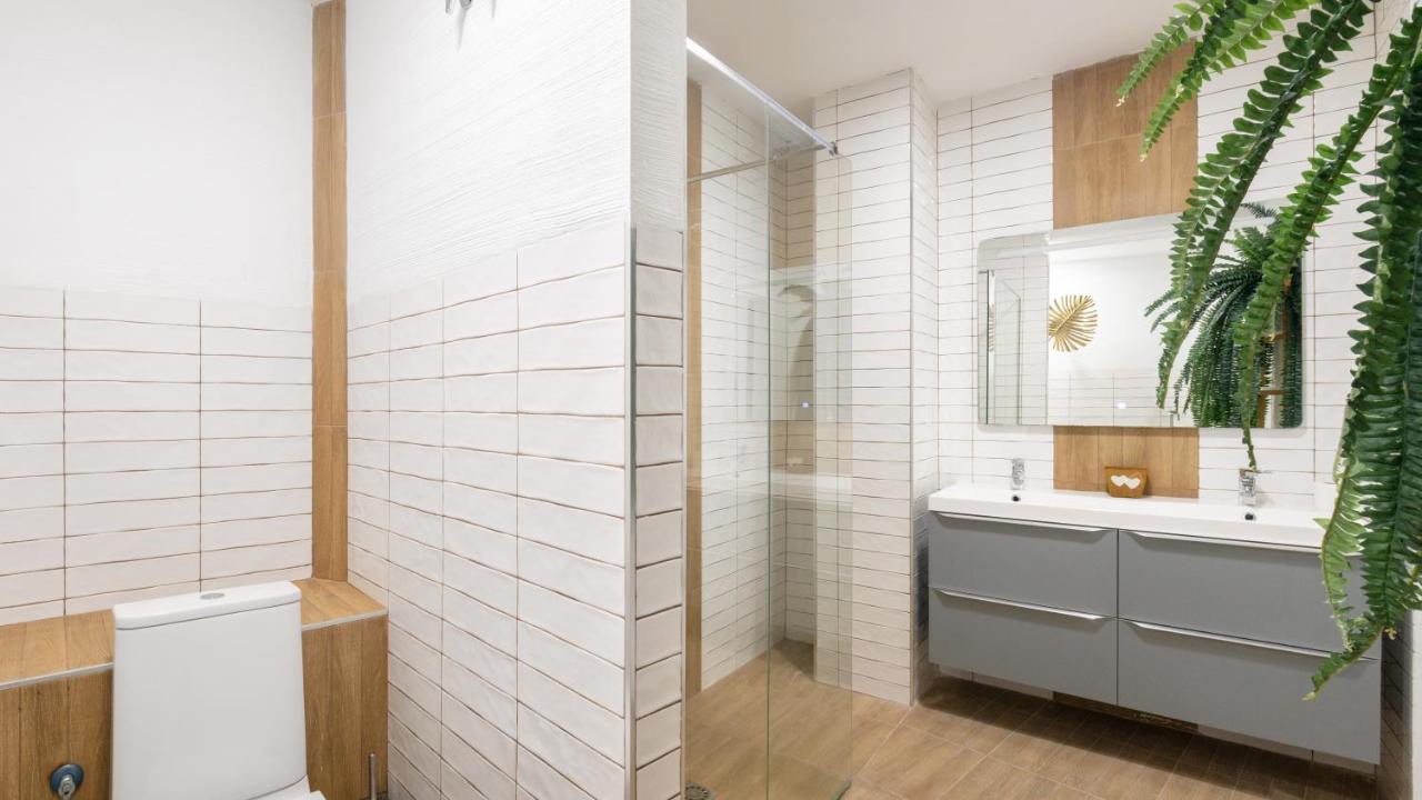 Guesthouse Room & Studio Seville La Flamenka Экстерьер фото